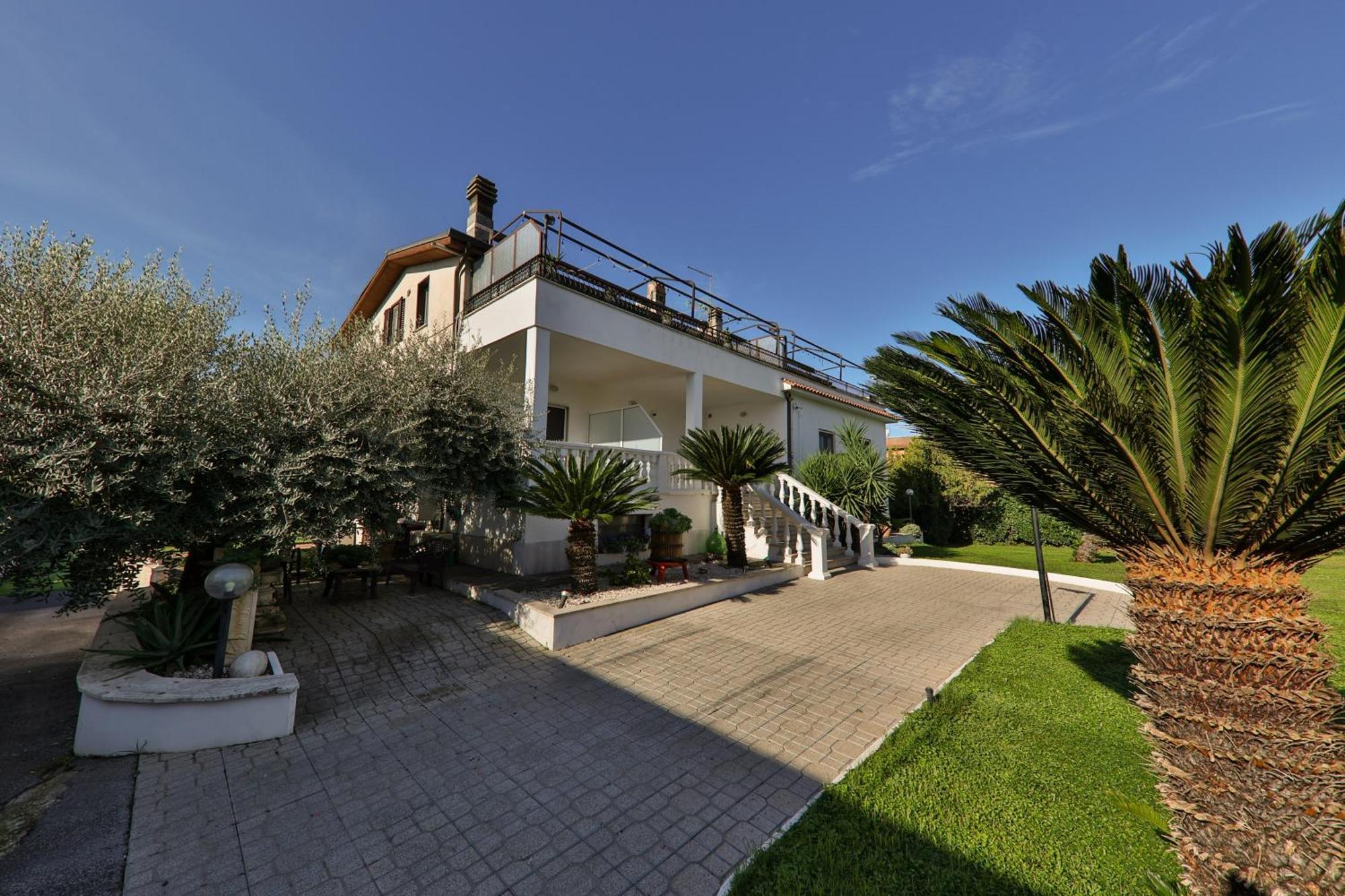 Il Giardino Di Stella Otel Frascati Dış mekan fotoğraf